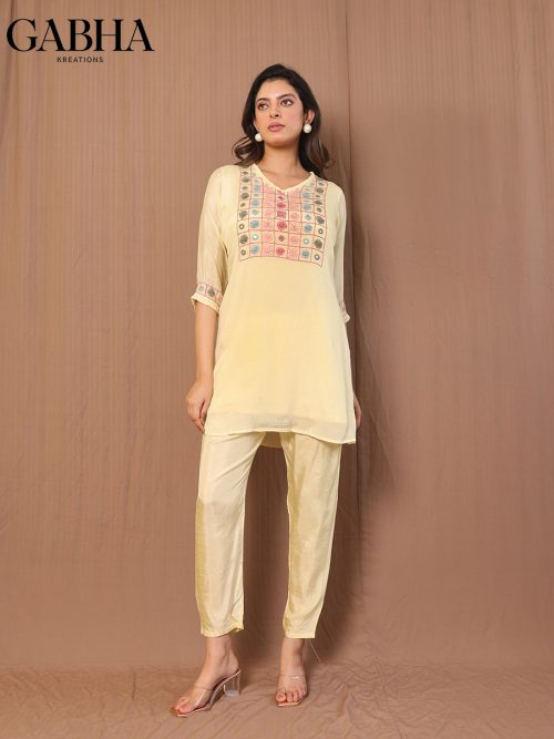 Chinnon Embroidery Plain Co-ord